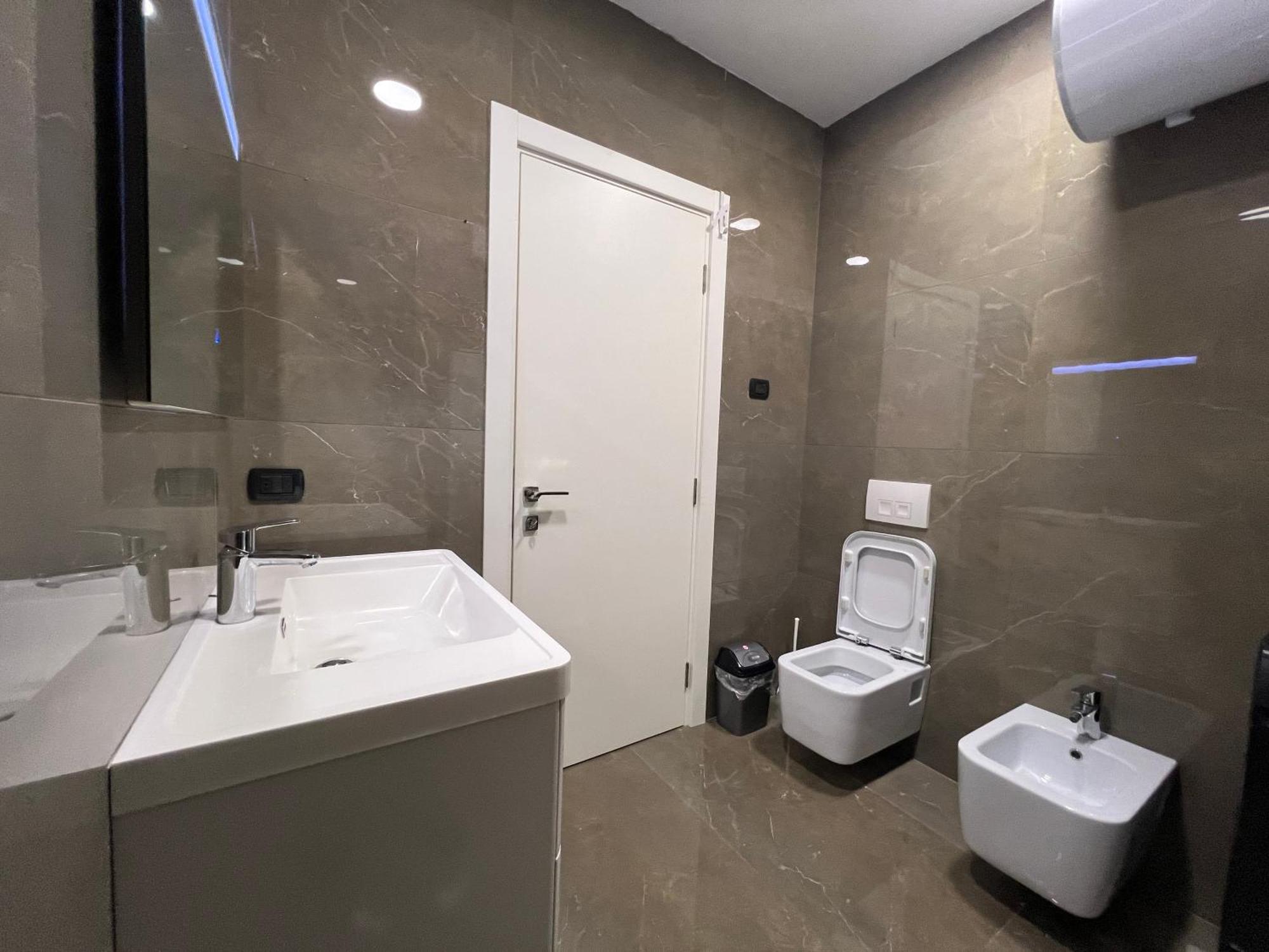 Downtown Grand Comfort Apartment Tirana